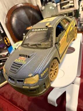 Kinsmart 2007 Subaru Impreza WRC Muddy Edition #7 Diecast Model Toy Car 1/36